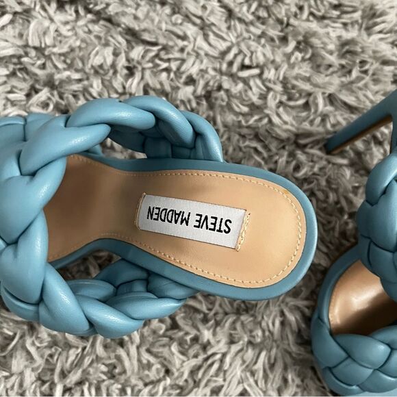 Steve Madden Kenley Vegan Leather Braided Blue Sandals size 7 - Picture 3 of 6